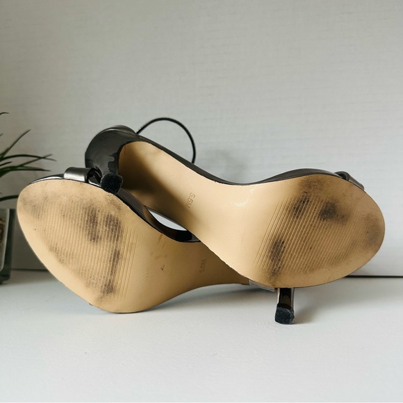 Steve Madden Sexy Metallic High Heeled Sandals - Picture 10 of 11